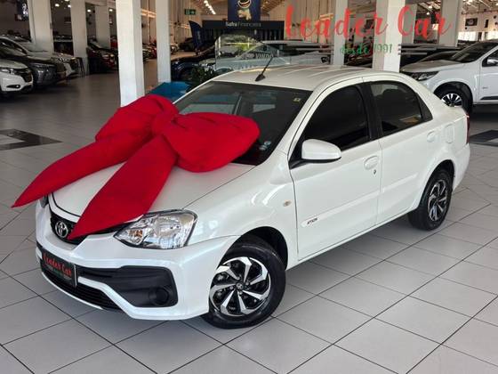 TOYOTA ETIOS 1.5 XS SEDAN 16V FLEX 4P AUTOMÁTICO